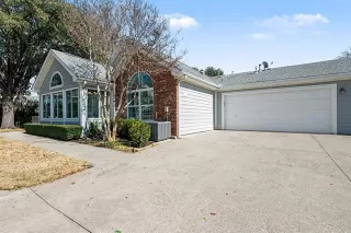 Photo #3: 21208348 Listing