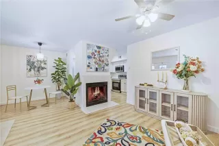 Photo #6: 21210249 Listing 