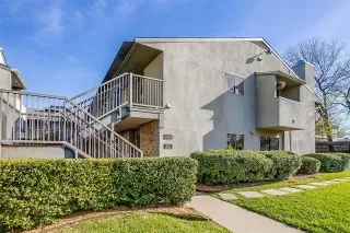 Photo #3: 21210562 Listing