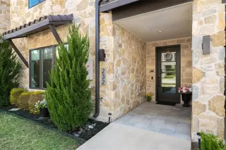 Photo #2: 21210727 Listing 