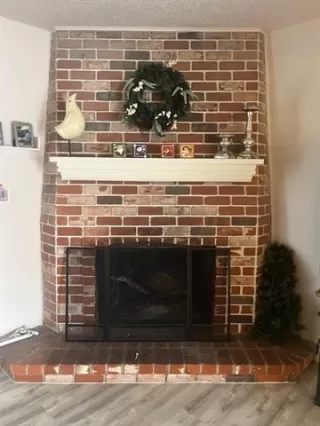 Photo #4: 21210845 Listing 