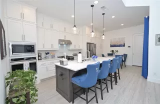 Photo #3: 21212801 Listing 