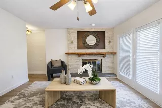 Photo #4: 21213412 Listing 