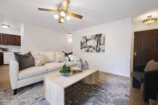 Photo #6: 21213412 Listing 