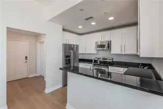 Photo #5: 21214999 Listing