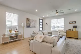 Photo #6: 21215178 Listing 