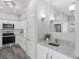 Photo #6: 21216447 Listing 