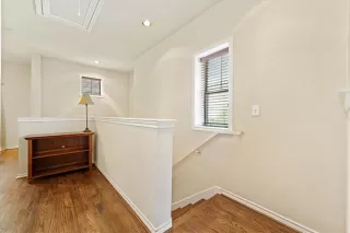 Photo #5: 21216787 Listing