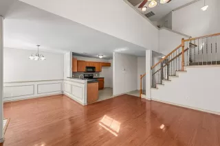 Photo #3: 21217170 Listing