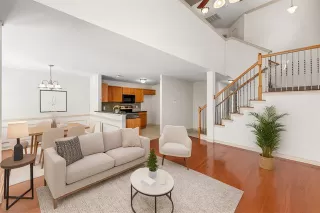 Photo #4: 21217170 Listing