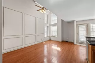 Photo #5: 21217170 Listing