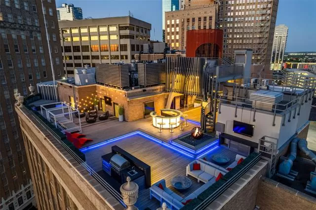 MLS: 21217386 Condo For Sale