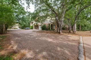 Photo #4: 21217503 Listing