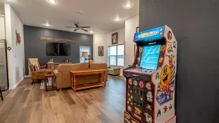 Photo #4: 21217761 Listing 