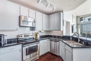 Photo #4: 21217855 Listing