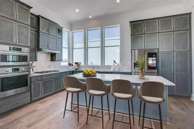 MLS: 21218607 Condo For Sale