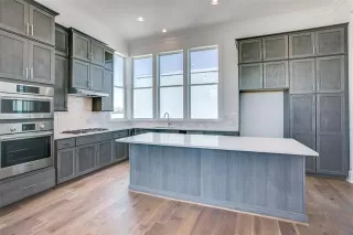 Photo #2: 21218607 Listing