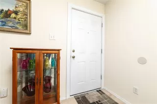 Photo #4: 21220108 Listing 