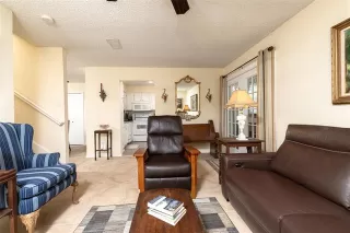 Photo #6: 21220108 Listing 