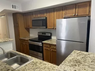 Photo #2: 21220667 Listing 