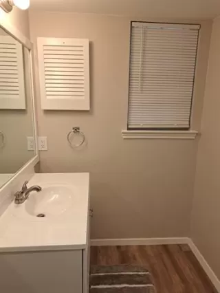 Photo #4: 21221134 Listing