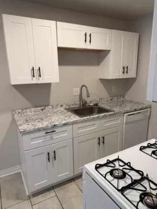 Photo #4: 21223641 Listing