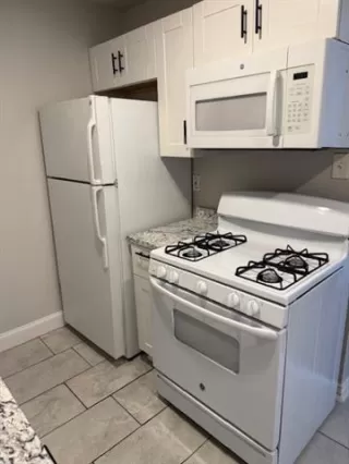 Photo #5: 21223641 Listing