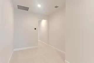 Photo #6: 21223854 Listing 