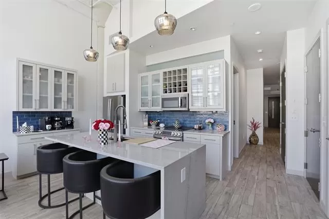 MLS: 21224383 Condo For Sale