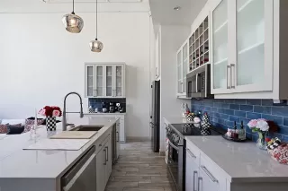 Photo #4: 21224383 Listing 