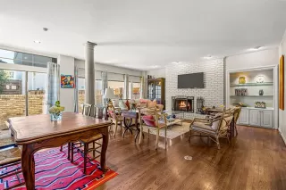 Primary Photo for MLS#: 21224695