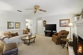 Photo #5: 21224788 Listing 