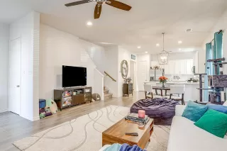 Photo #4: 21225364 Listing 