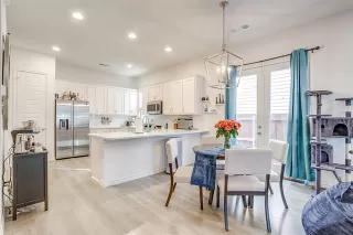 Photo #6: 21225364 Listing 