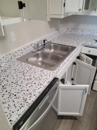 Photo #4: 21225393 Listing 