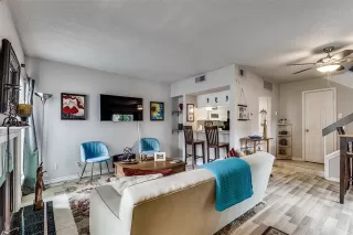 Photo #5: 21226524 Listing 