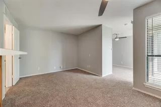 Photo #3: 21226763 Listing 