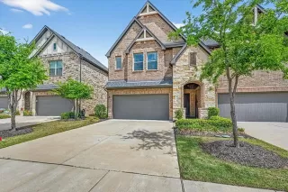 Photo #3: 21229506 Listing