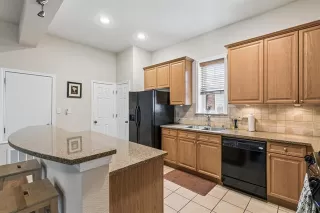 Photo #6: 21229823 Listing 