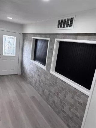 Photo #3: 21230647 Listing 