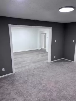 Photo #5: 21230647 Listing 