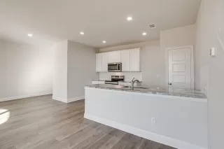Photo #4: 21230720 Listing 