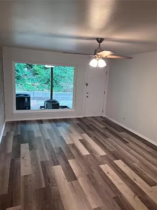 Photo #3: 21230750 Listing