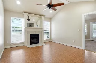 Photo #6: 21230975 Listing 