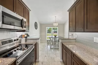 Photo #6: 21231420 Listing