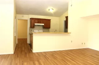 Photo #3: 21231901 Listing 