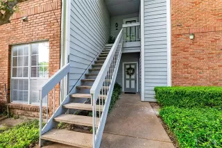 Photo #2: 21232764 Listing 