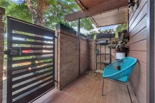 Photo #2: 21233429 Listing