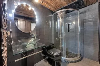 Photo #3: 21233429 Listing