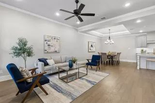 Photo #5: 21233584 Listing 